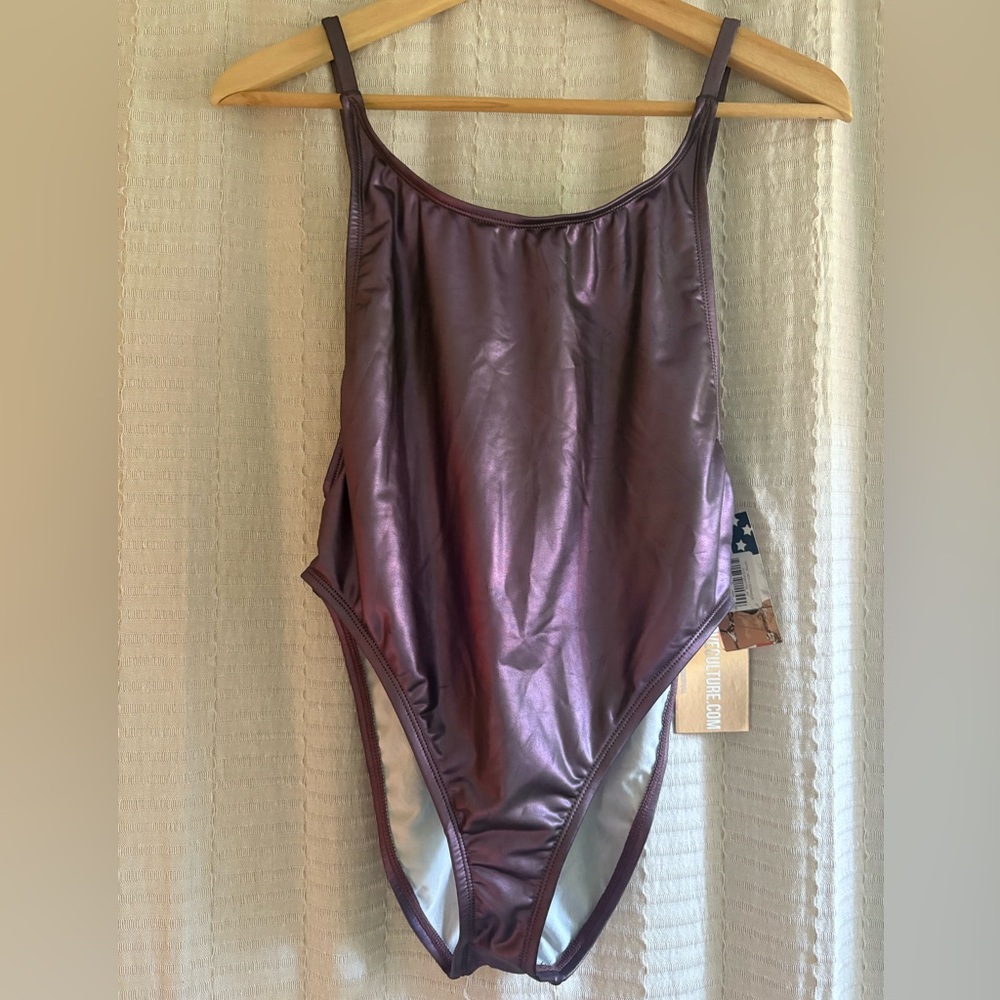 NWT Dippin Daisy’s Metallic Purple One-Piece High Cut Swimsuit Size M